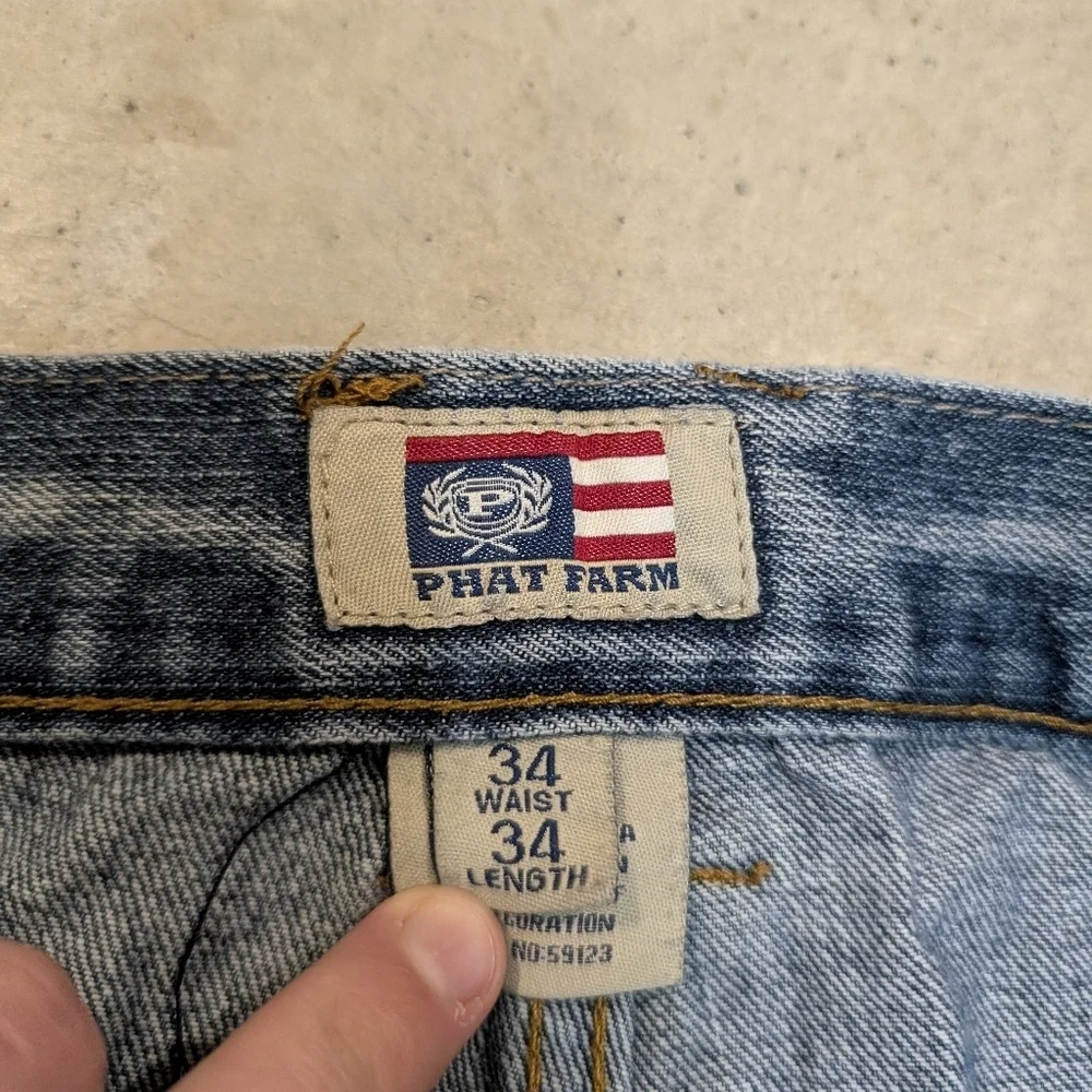 Y2K Phat Farm Jeans Straight Leg Distressed Men's 32x31 Measured Straight Leg